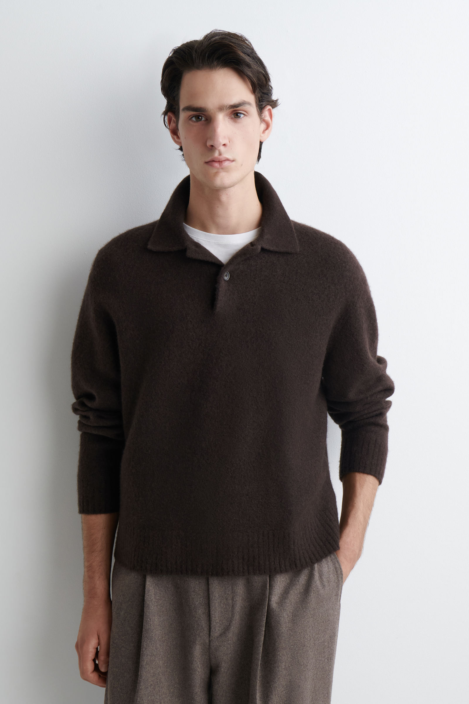 COS ブラック ニットポロ RELAXED-FIT KNITTED POLO SHIRT リラックスフィット ニット